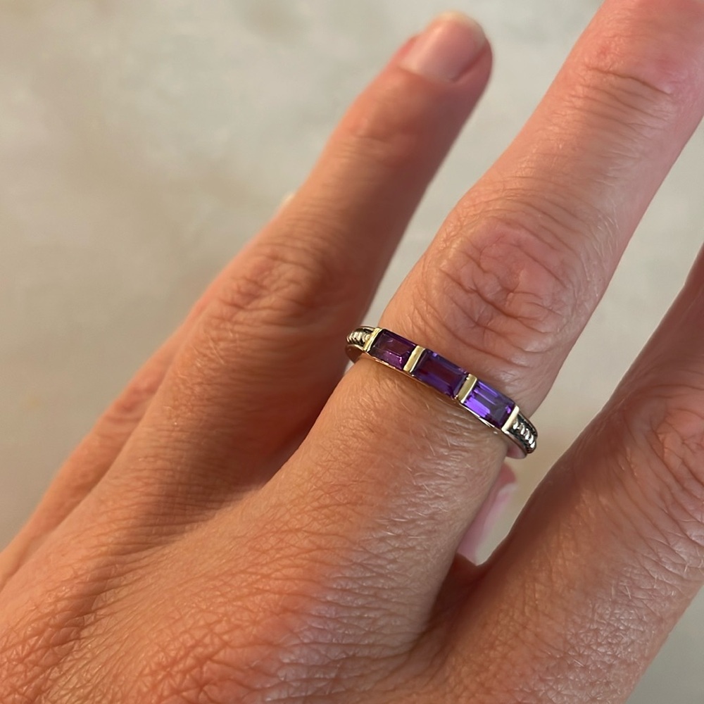 Lagos ring